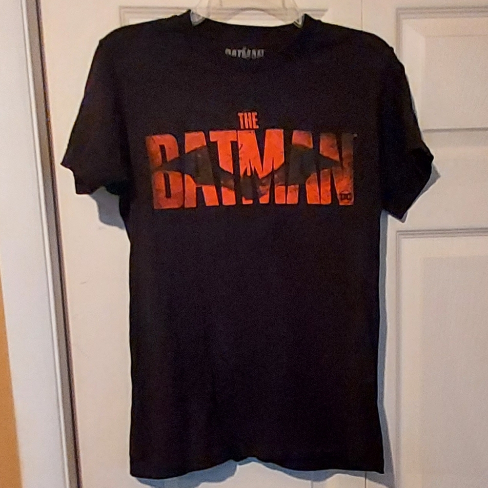 Simply The Batman Shirt Adult Sm Black Red Graphic DC Short Sleeve Unisex Movie